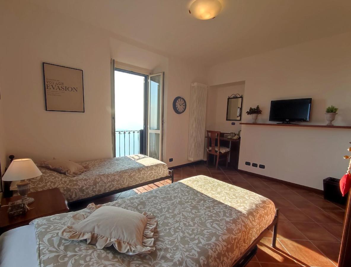 B&B Villa Regina Brunate Bagian luar foto